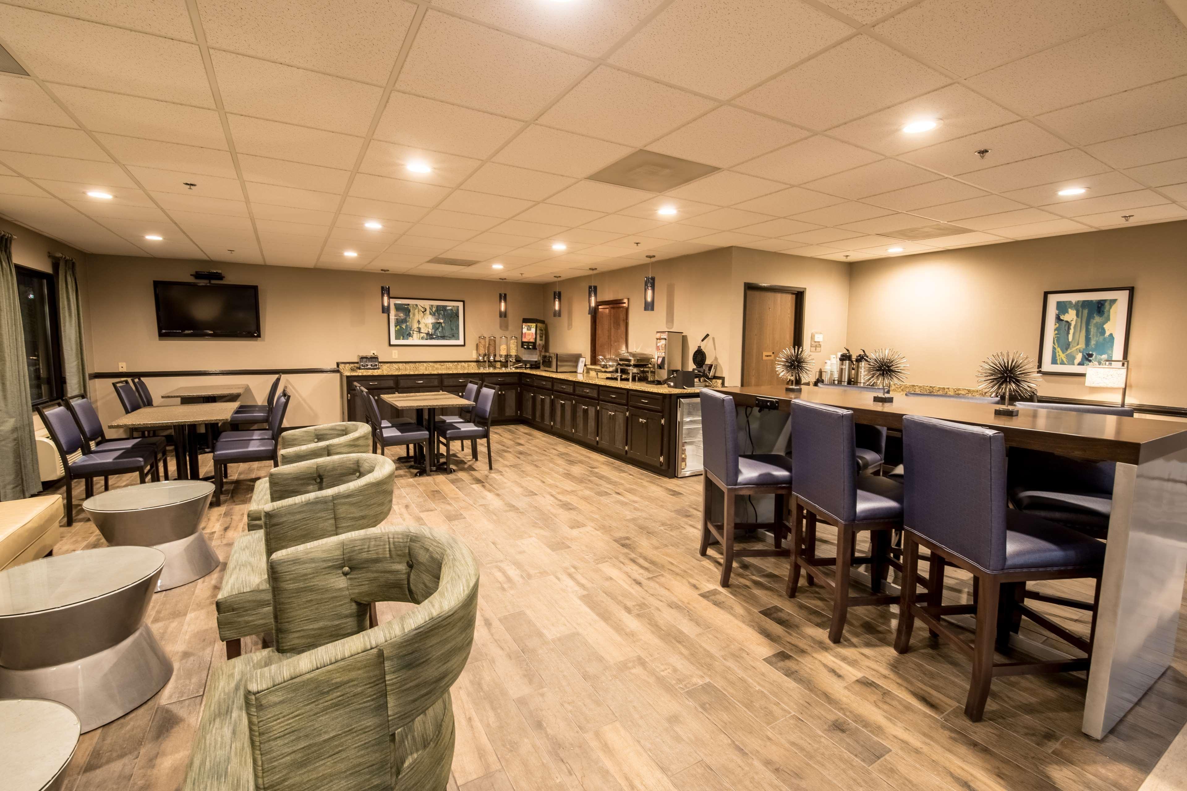 Best Western Augusta West Eksteriør billede