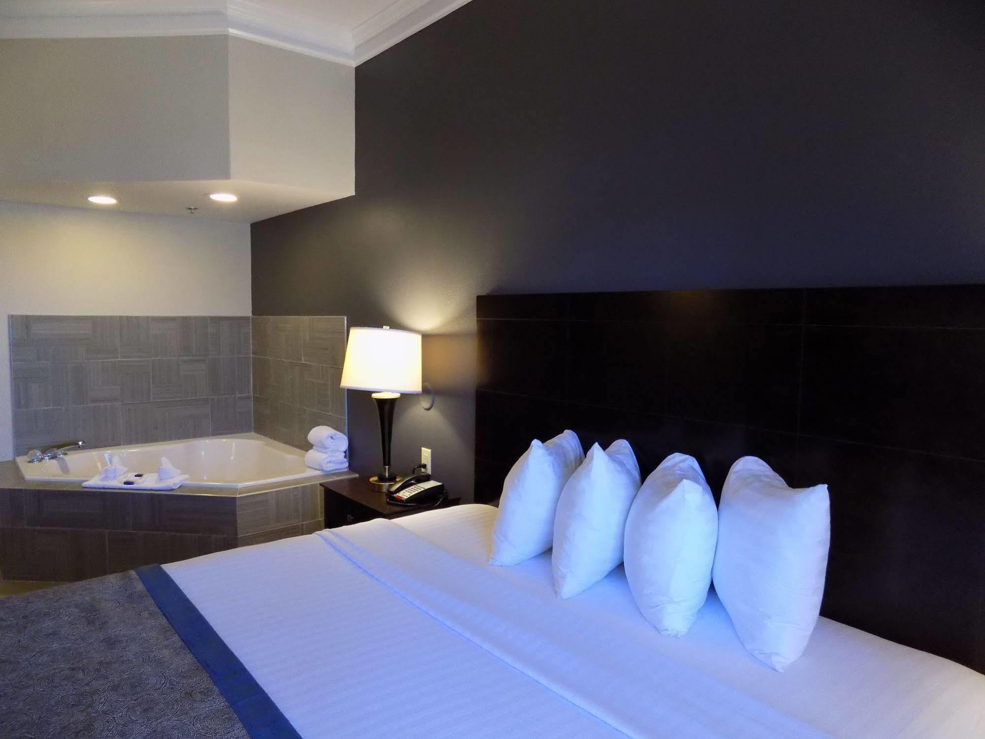 Best Western Augusta West Eksteriør billede