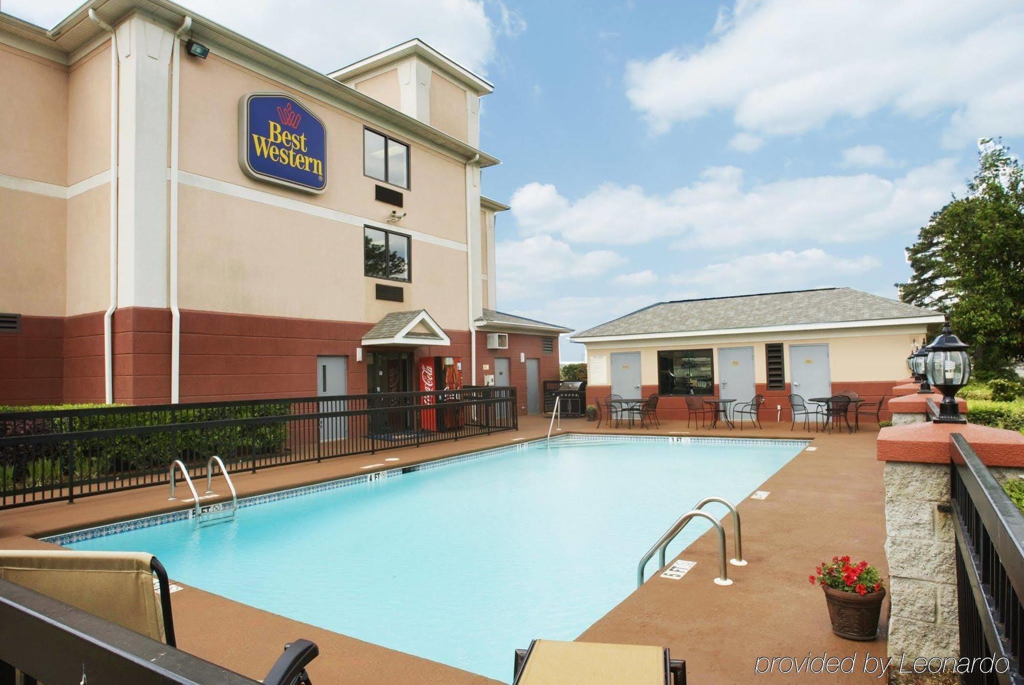 Best Western Augusta West Eksteriør billede